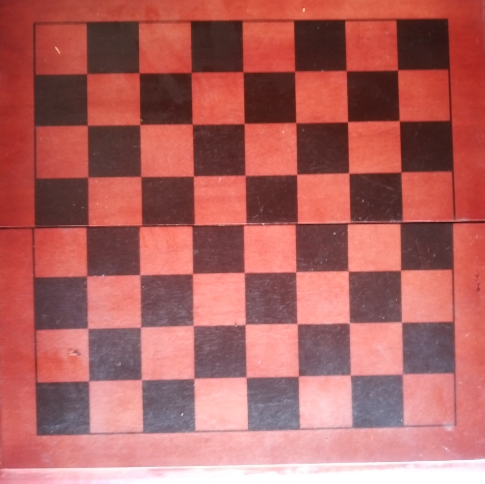 Chess board - Picture 4 of 6